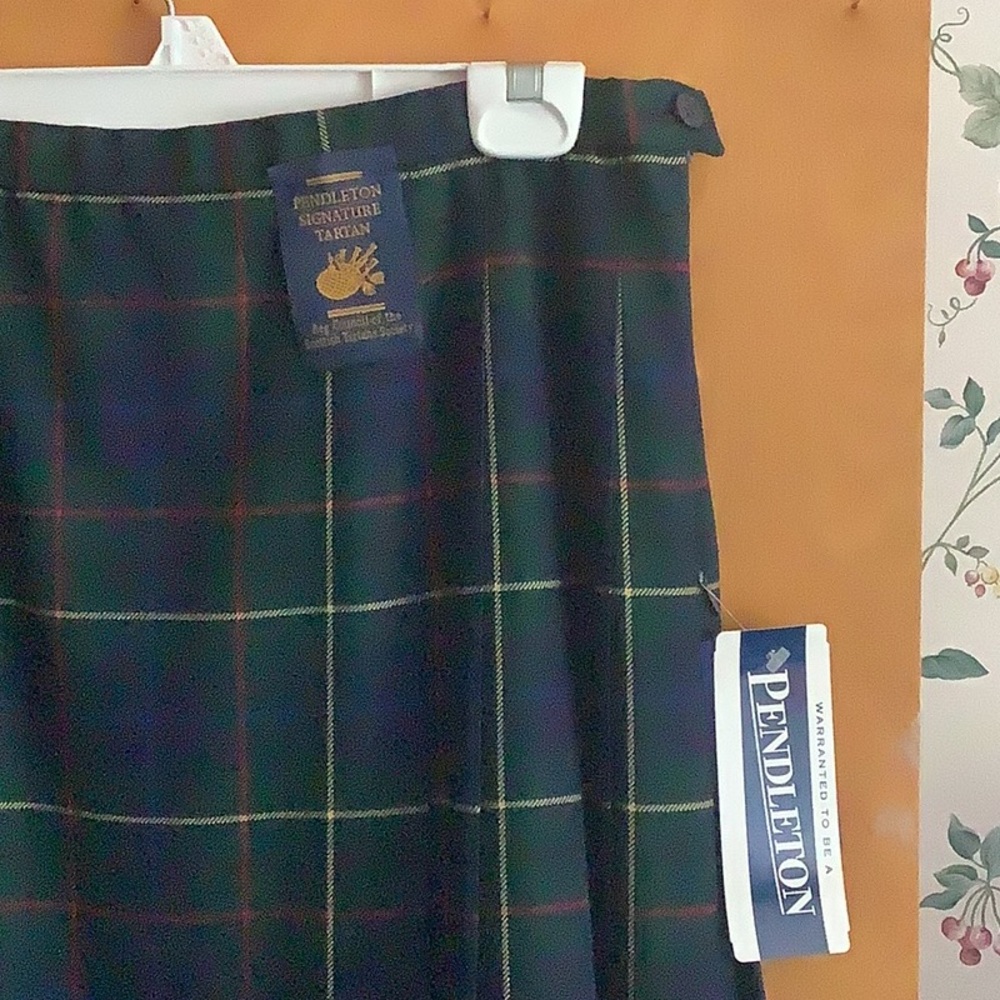 New pendleton tartan pleated skirt - Picture 2 of 4